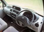 Nissan Interstar Van 2002 года (UK)